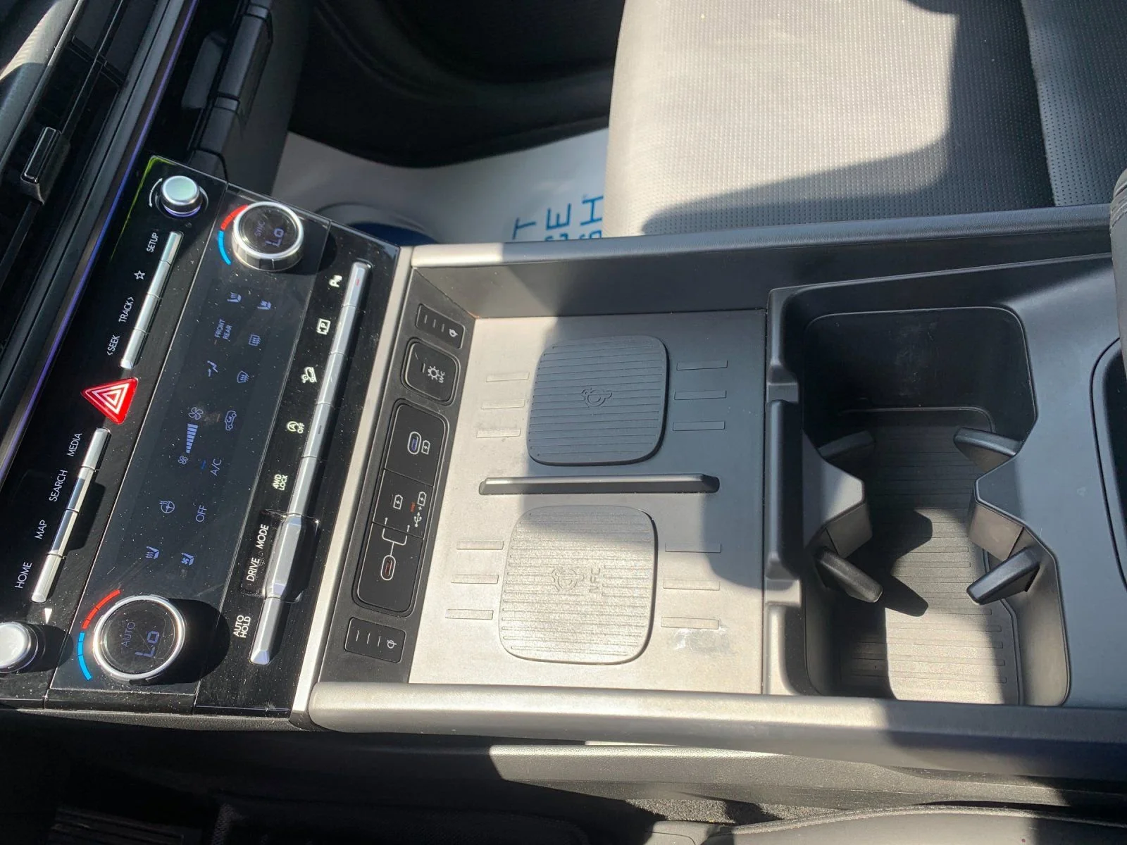 Used 2025 Black Hyundai Calligraphy image 23