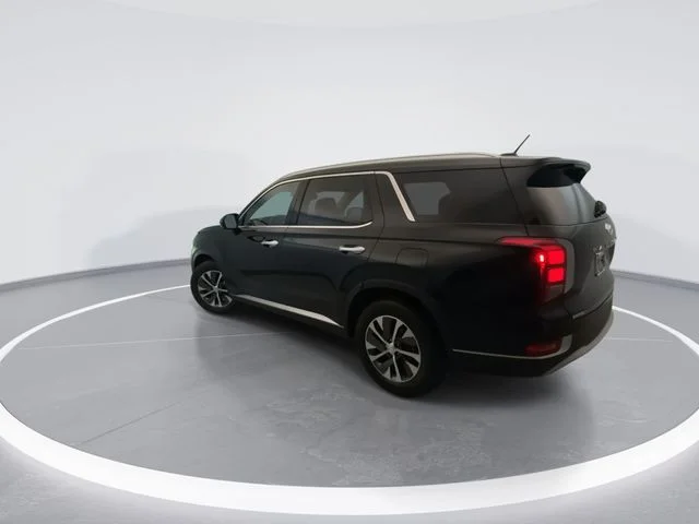 Used 2021 Black Hyundai SEL image 2