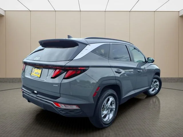 Used 2024 Gray Hyundai SEL image 8