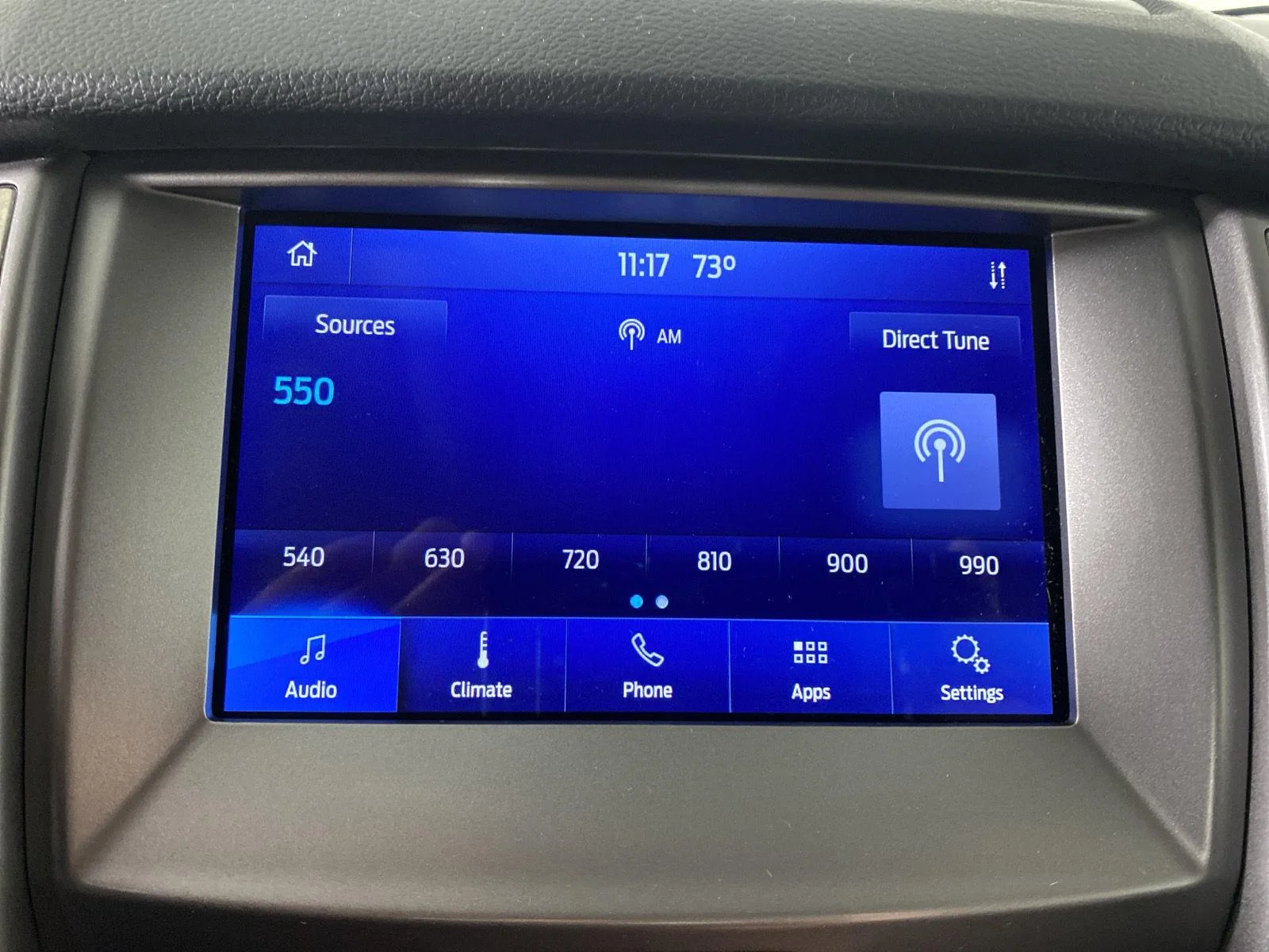 Used 2023 Oxford White Ford XLT image 25