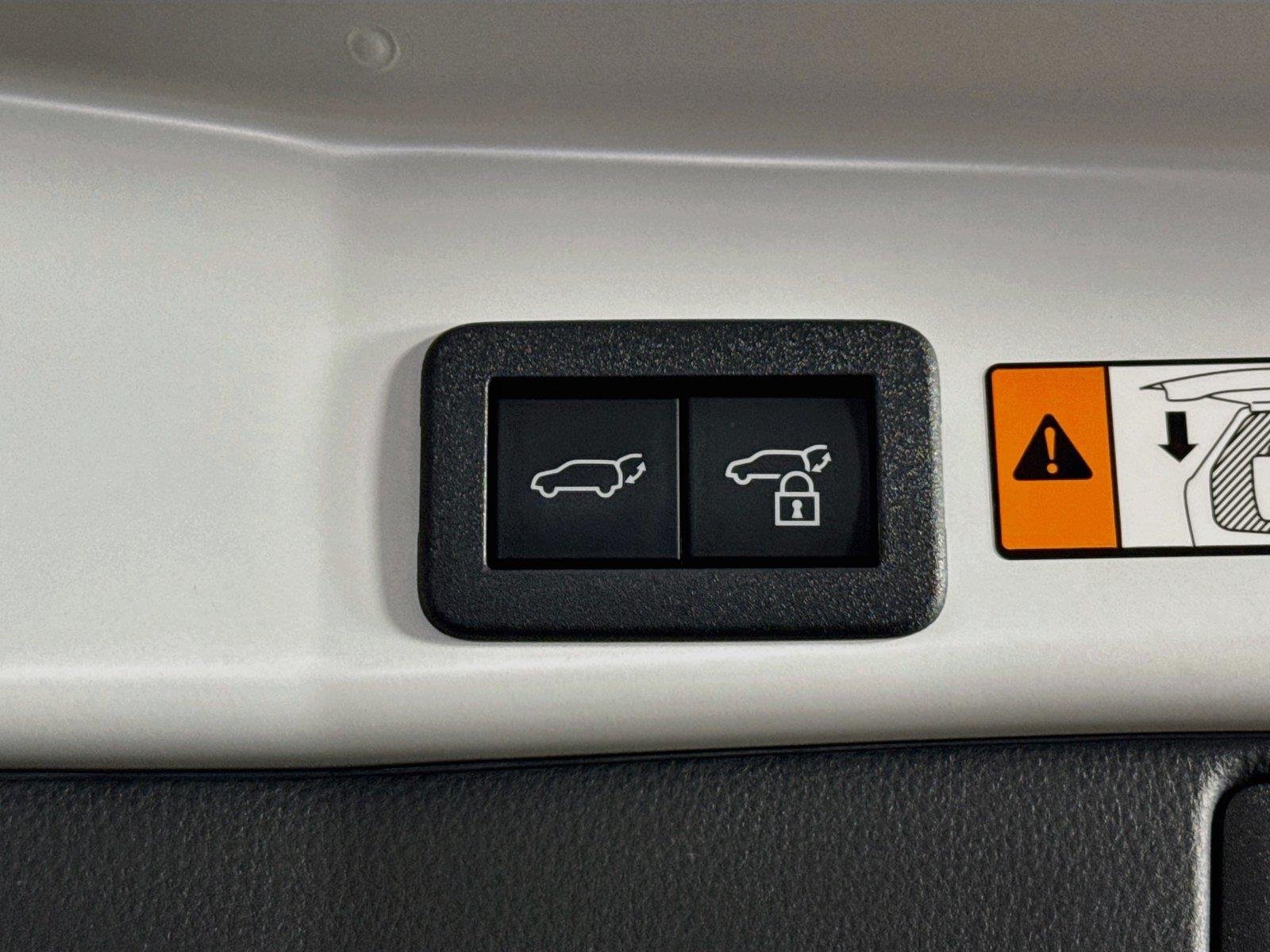 Certified Used 2026 Ice Cap Toyota XLE Premium image 40