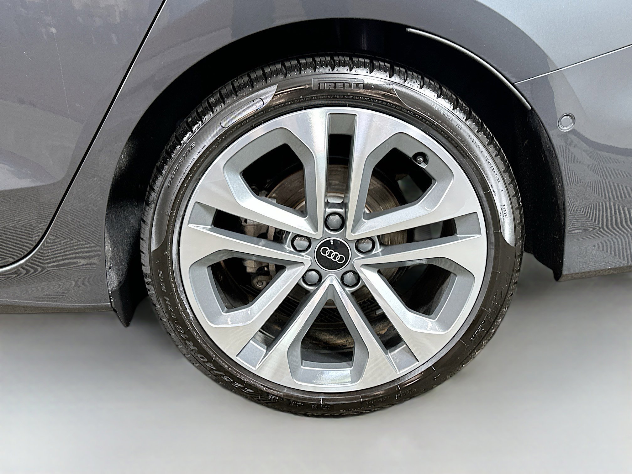 Used 2026 Manhattan Gray Metallic Audi 40 Premium Plus image 31