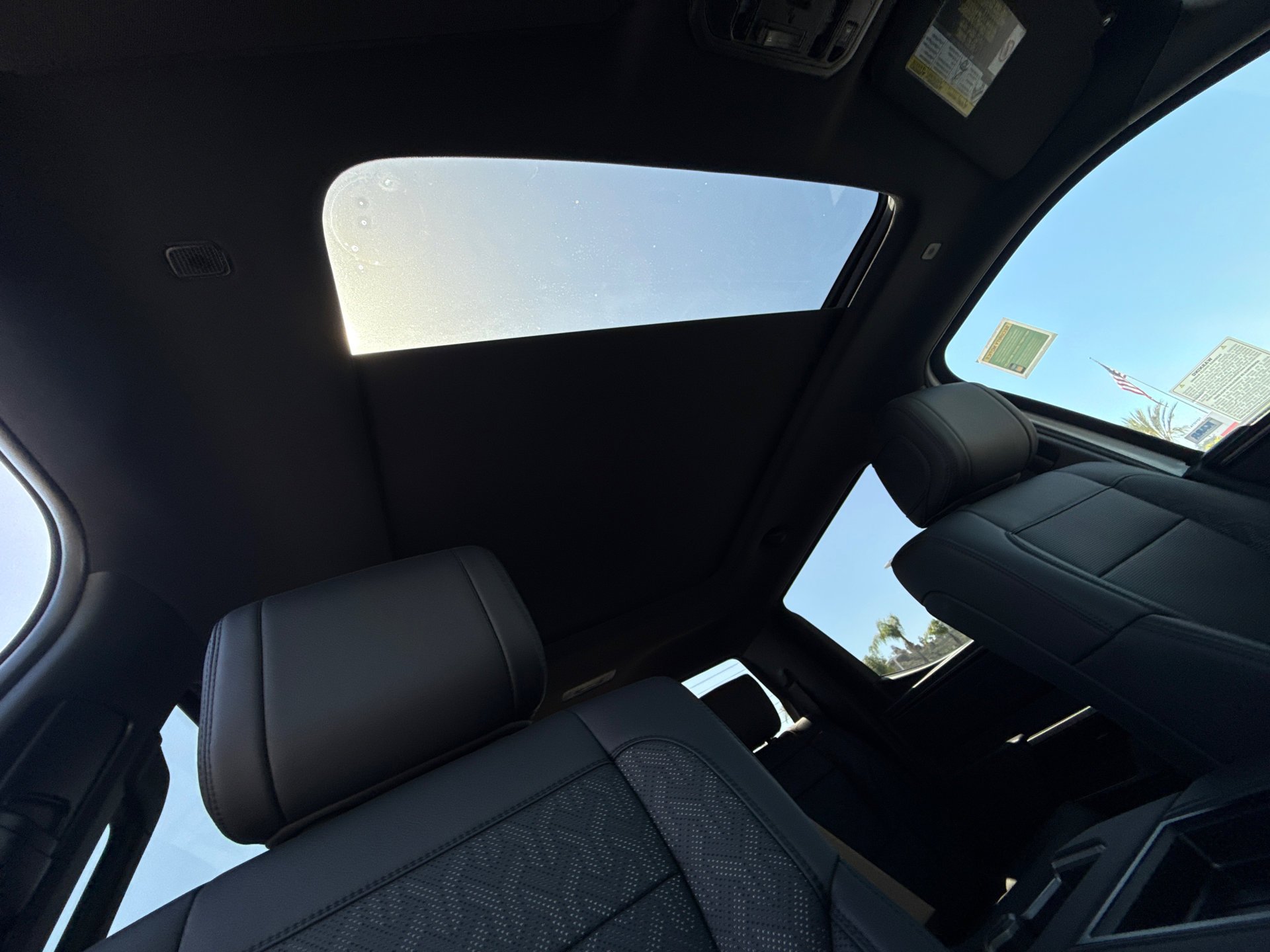 2025 Toyota Tundra Limited - Photo 15