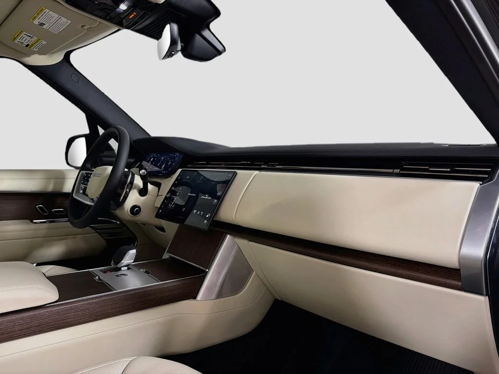 New 2026 Carpathian Gray Premium Metallic Land Rover SE image 31