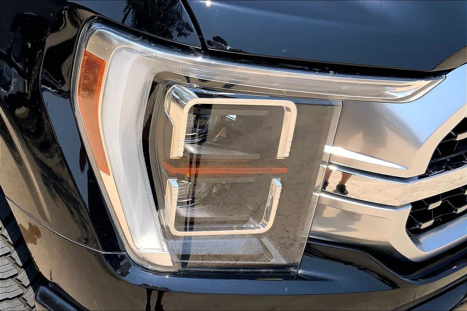 Used 2021 Agate Black Ford Platinum image 28