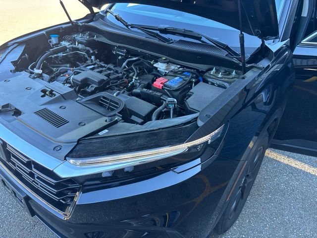 Certified Used 2026 Crystal Black Pearl Honda EX-L image 17