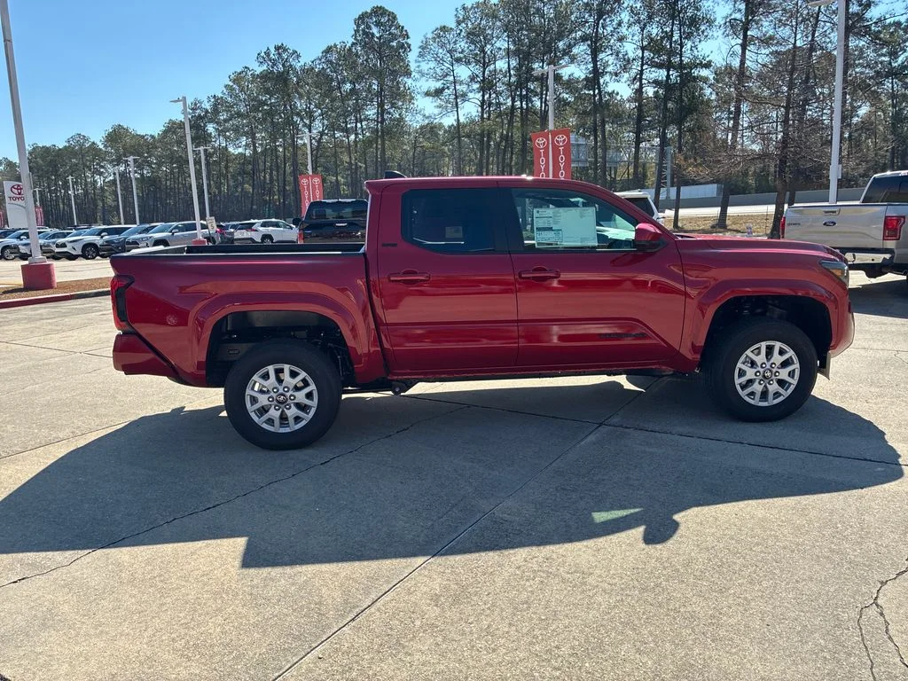 2026 Toyota Tacoma SR5 - Photo 8