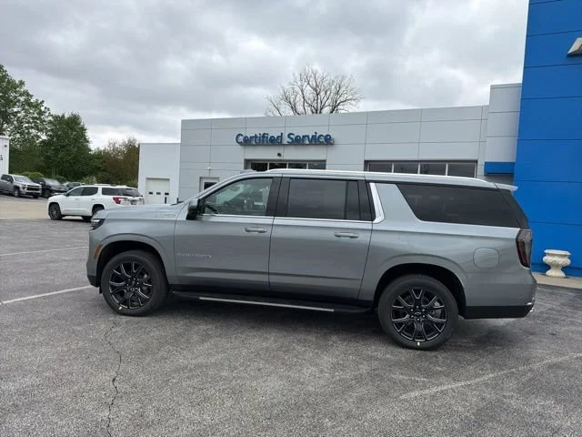 New 2026 Sterling Gray Metallic Chevrolet High Country image 6