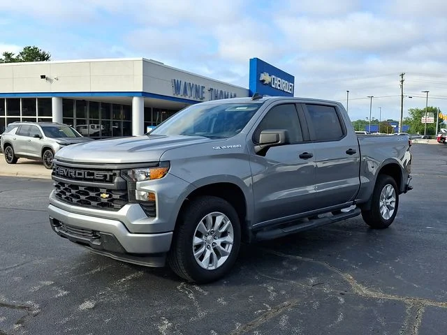 Used 2024 Gray Chevrolet Custom image 3
