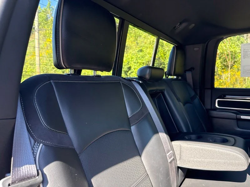Used 2019 Black Ram Laramie image 13