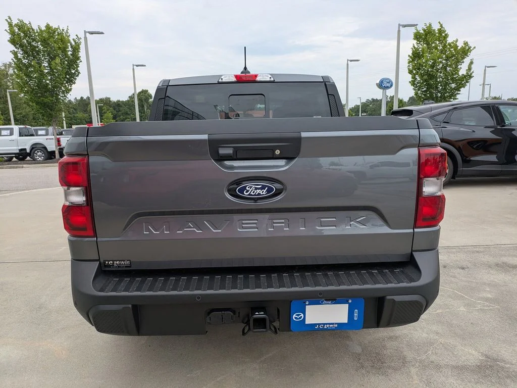 New 2026 Carbonized Gray Metallic Ford Lariat image 5