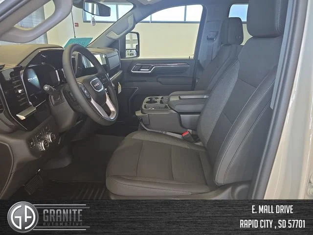 2026 GMC Sierra 3500HD SLE - Photo 10
