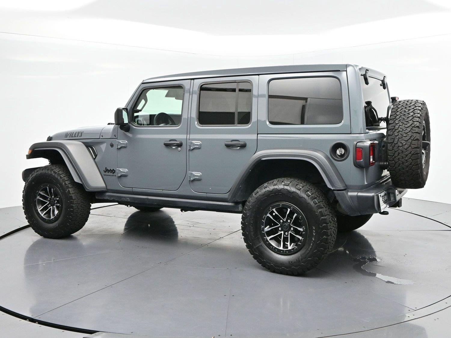 Used 2025 Anvil Clearcoat Jeep Willys image 4