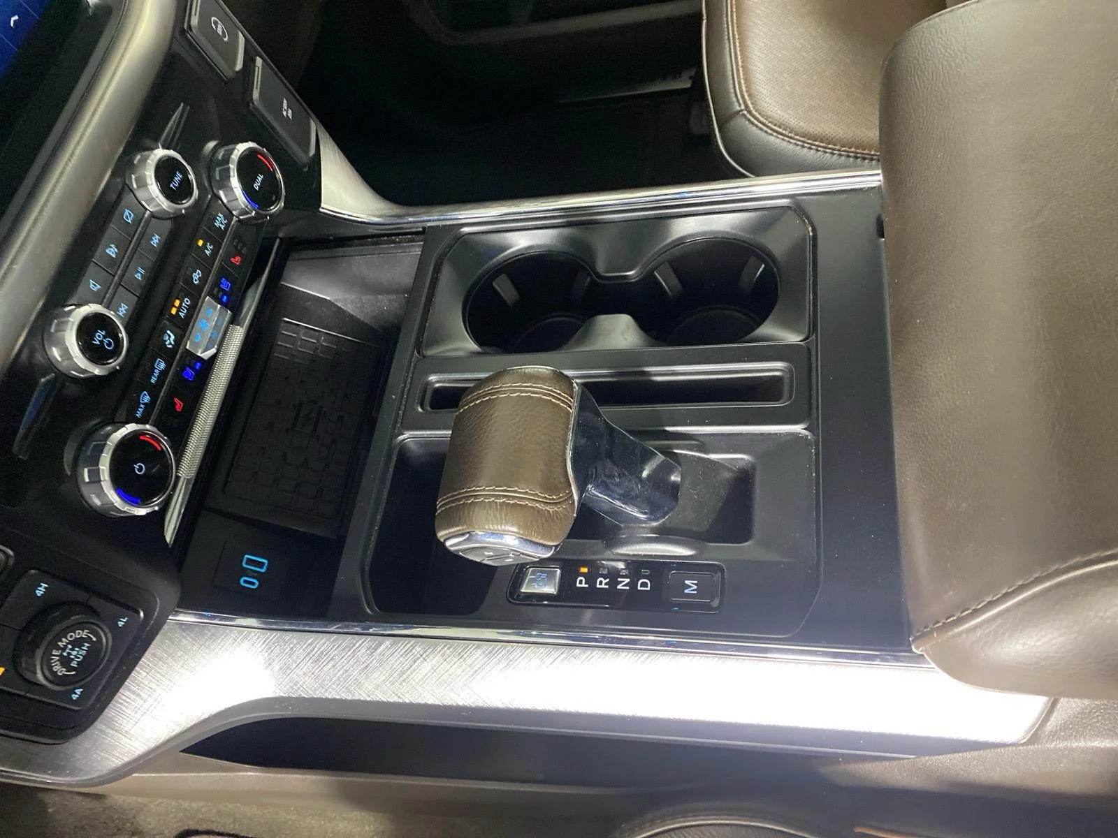 Used 2023 Rapid Red Metallic Tinted Clearcoat/Stone Gray Ford King Ranch image 28
