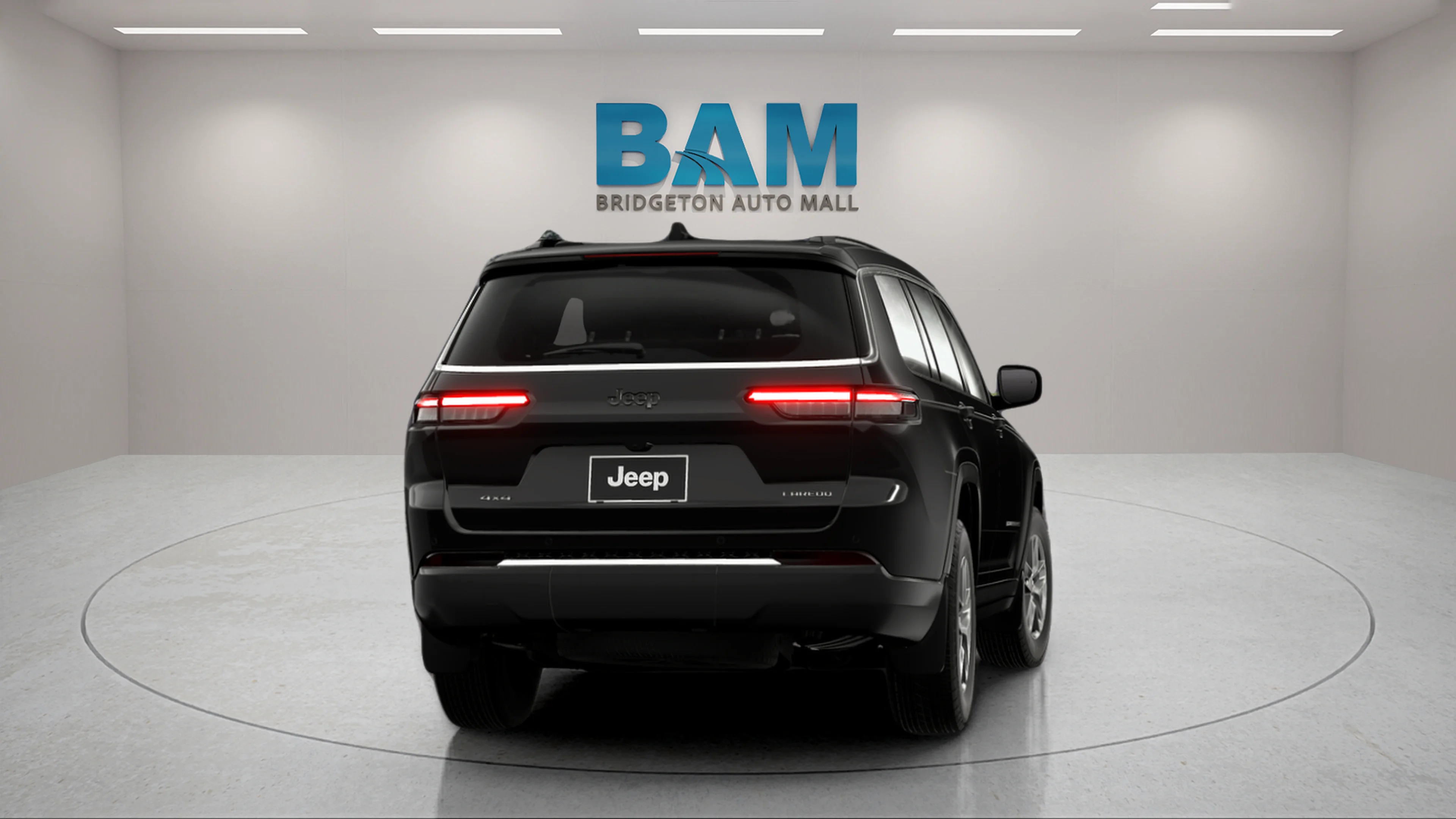 New 2026 Diamond Black Crystal Pearl-Coat Exterior Paint Jeep Laredo X image 7