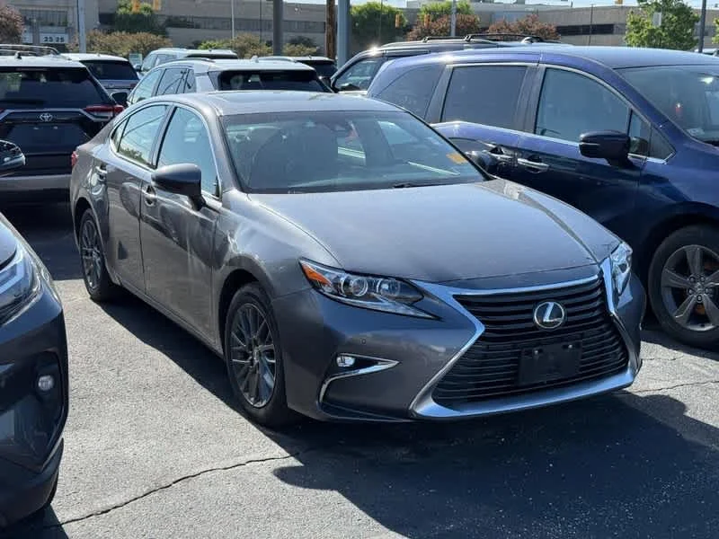 2018 Lexus ES 350 ES 350's photo