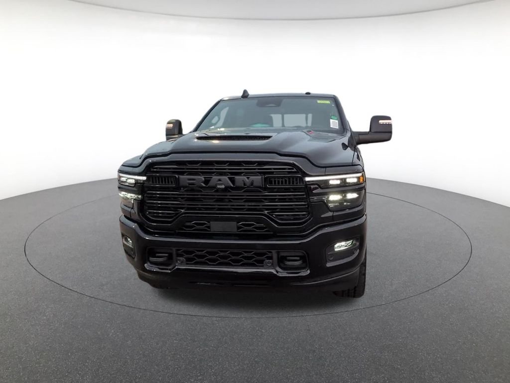 New 2026 Diamond Black Crystal Pearl-Coat Exterior Paint RAM Laramie image 12