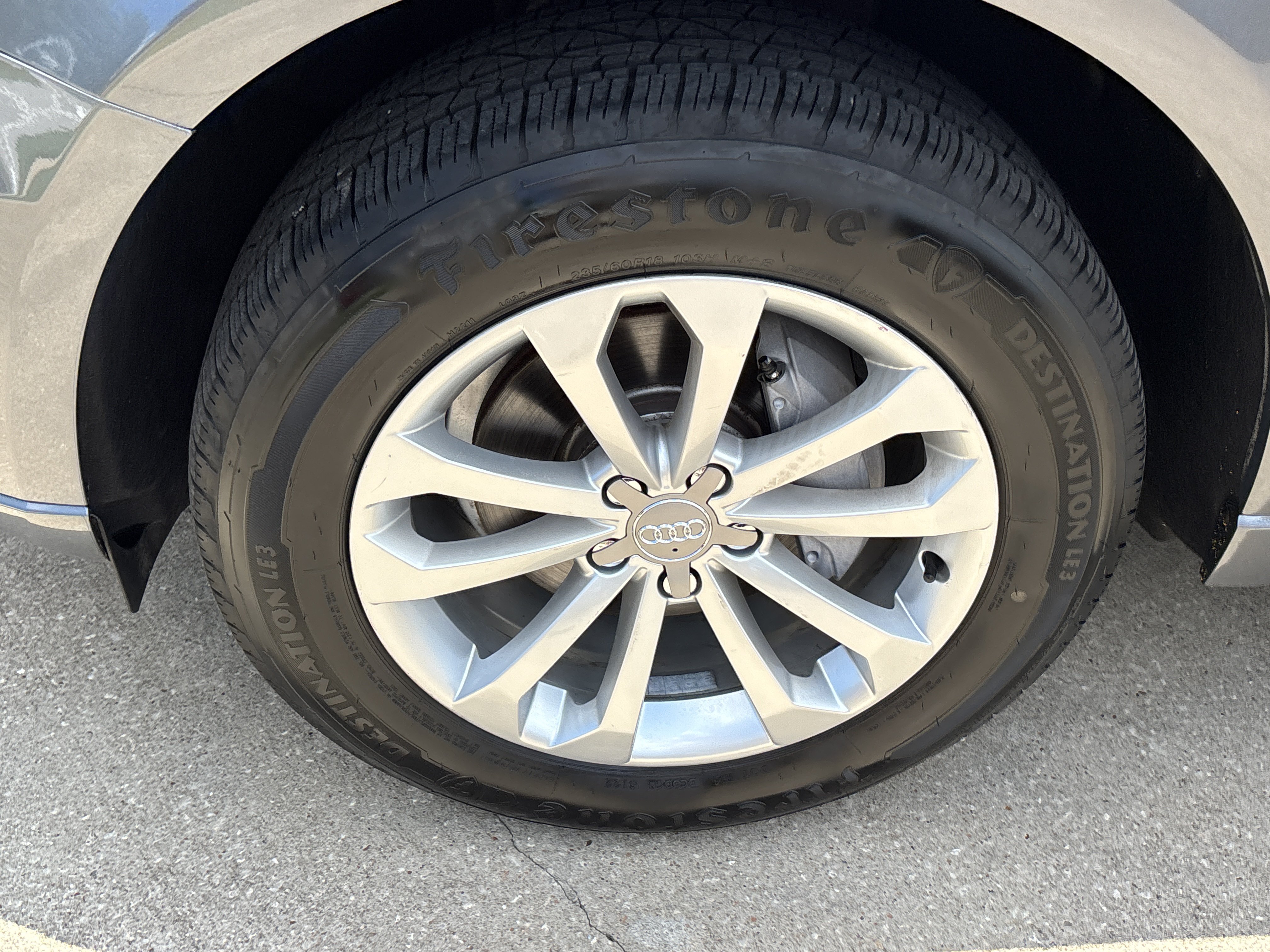 Used 2014  Audi Premium Plus image 16
