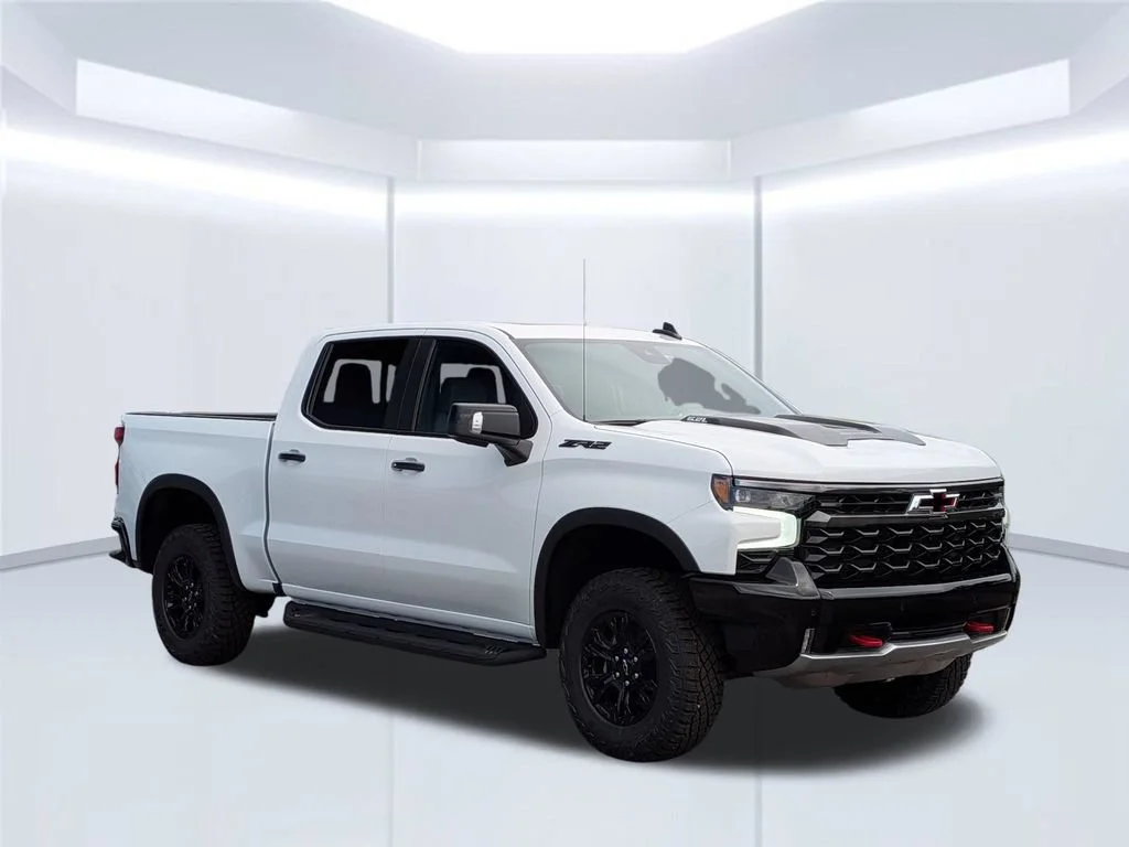 New 2026 Summit White Chevrolet ZR2 image 9