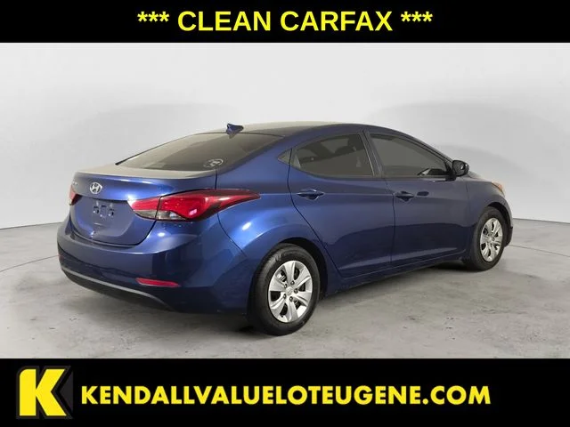 Used 2016 Blue Hyundai SE image 2
