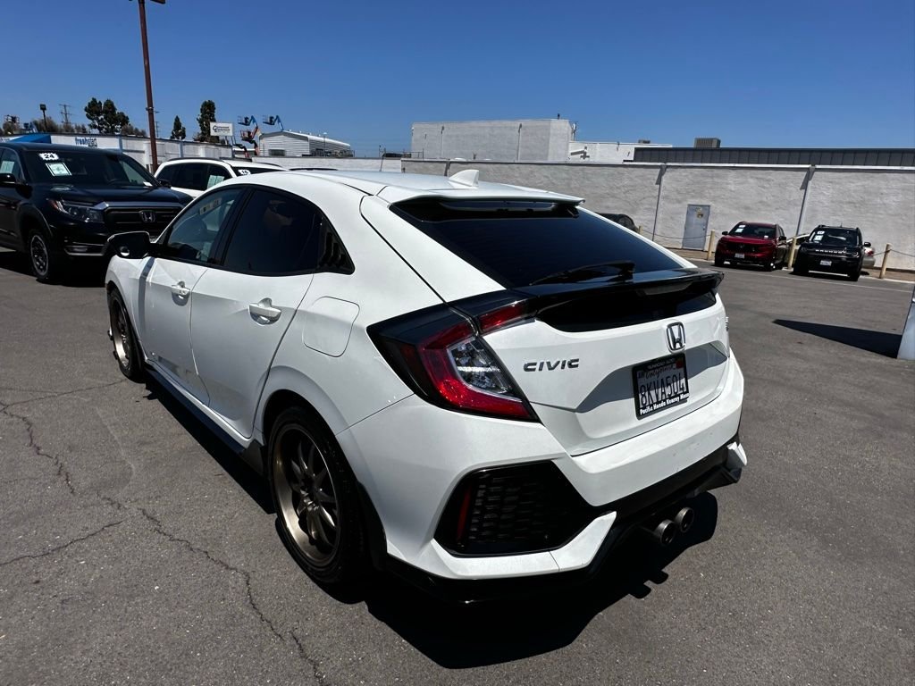 Used 2018  Honda Sport Touring image 6