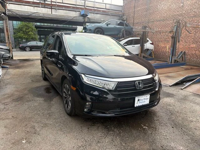Used 2021 Black Honda EX-L image 3