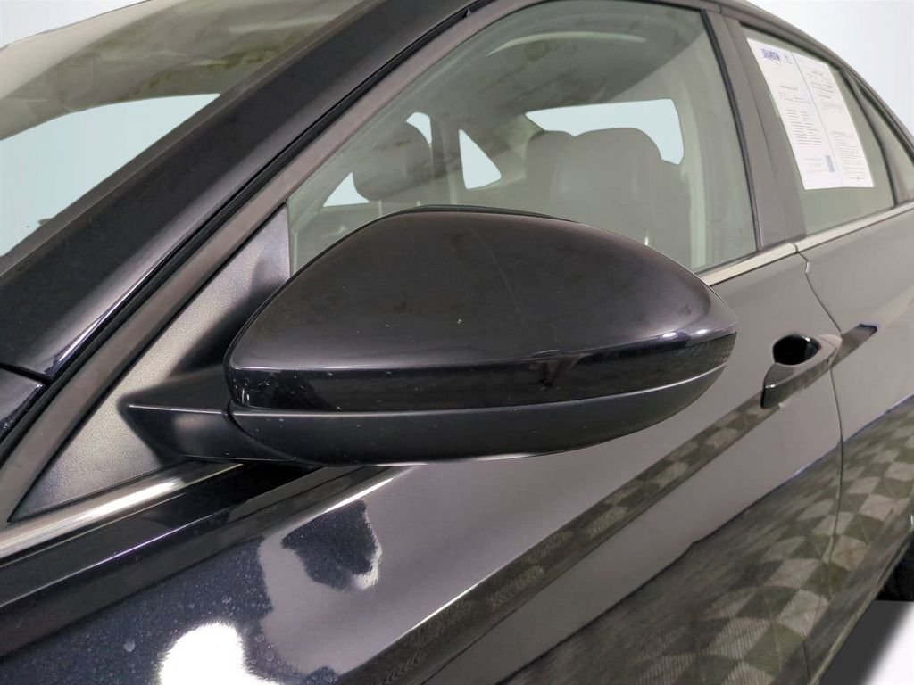 2024 Volkswagen Jetta SE - Photo 12