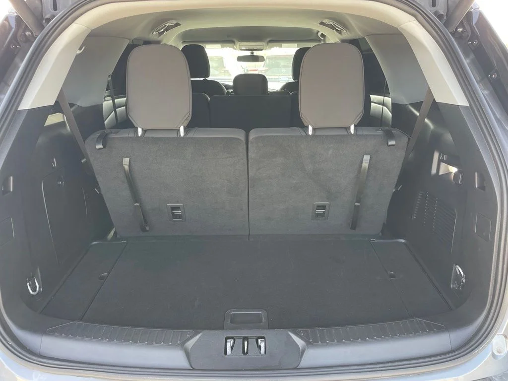 Used 2024 Gray Ford XLT image 28