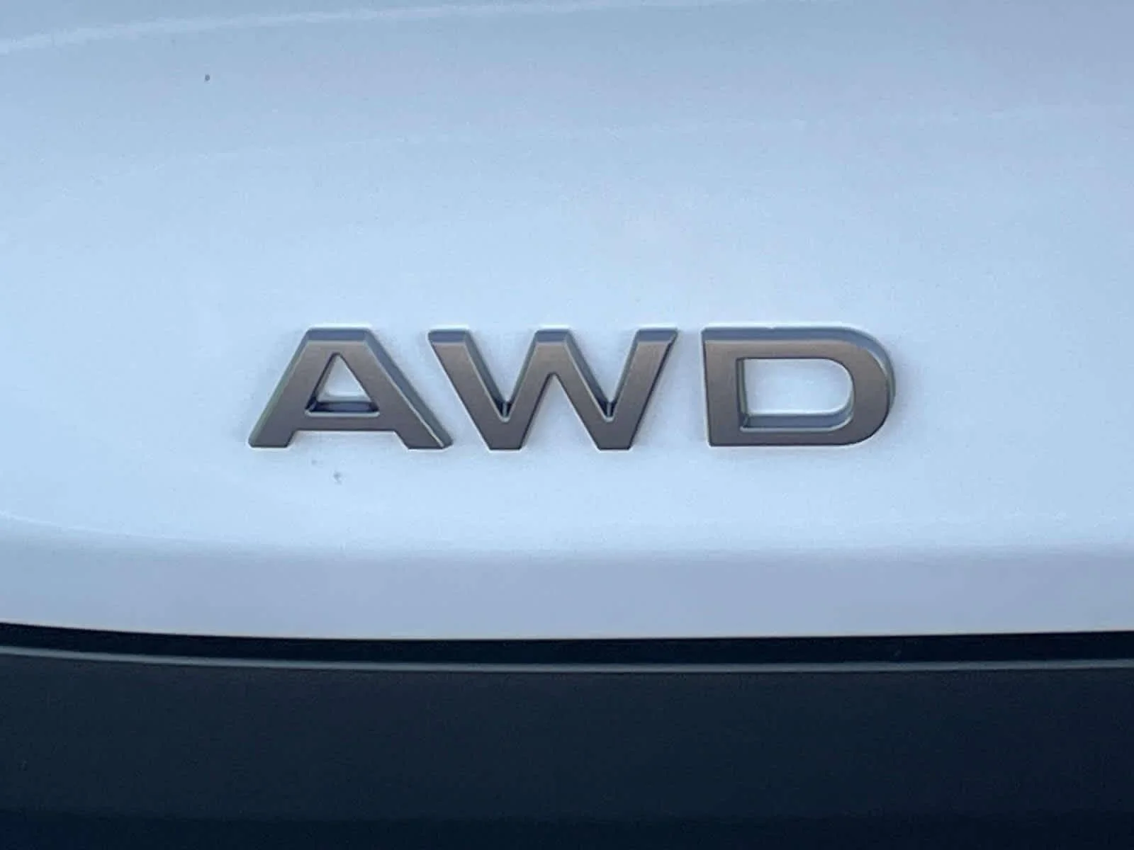 New 2026 Everest White Pearl Tricoat Nissan SL image 11