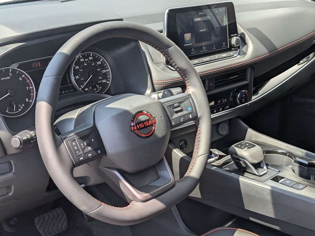 New 2026 Everest White Pearl TriCoat Nissan Rock Creek® image 11