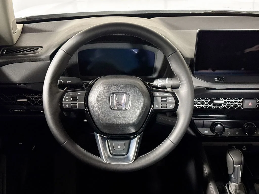New 2026 Platinum White Pearl Honda Touring image 13