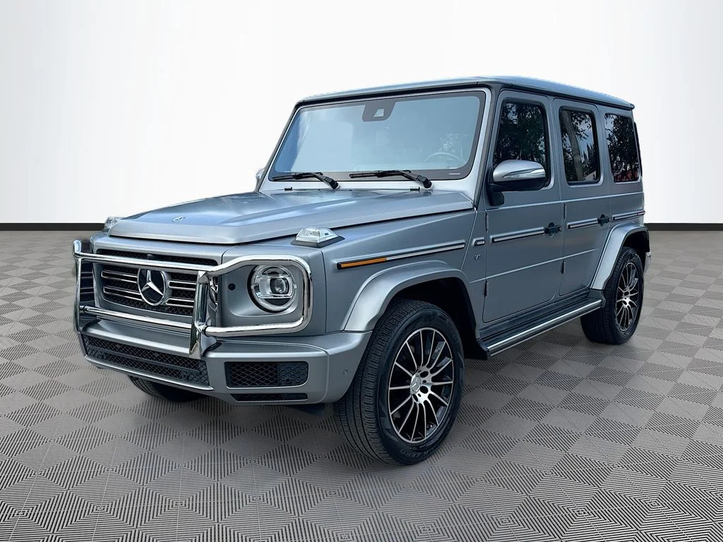 Used 2023 Silver Mercedes-Benz G 550 image 3