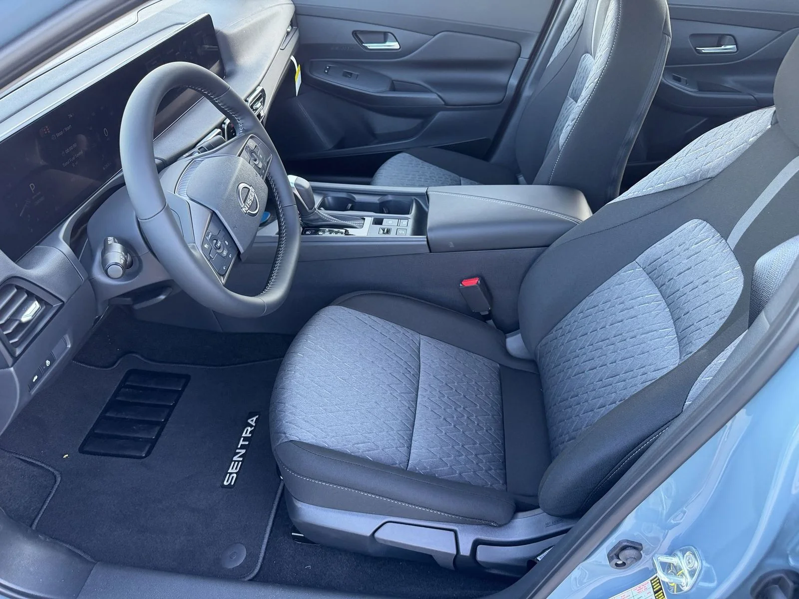 New 2027 Atlantic Gray Metallic Nissan SV image 24