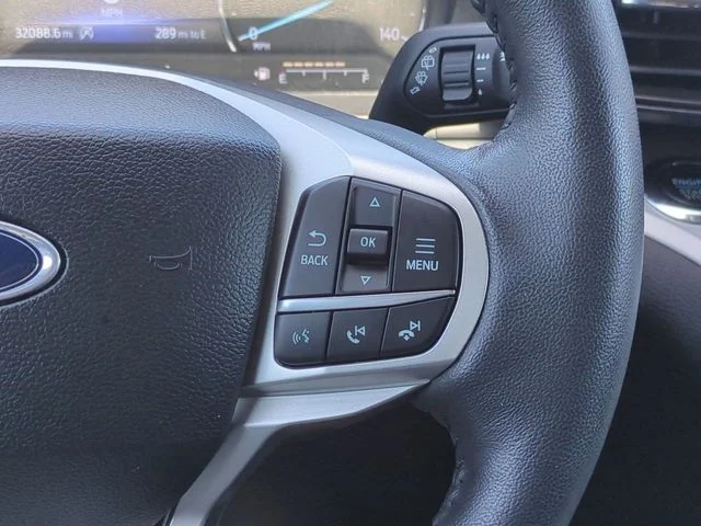 Used 2023 Gray Metallic Ford XLT image 25