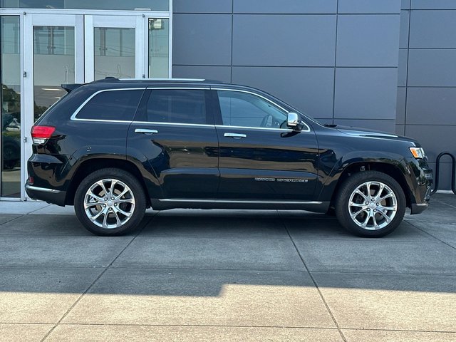 2021 Jeep Grand Cherokee Summit