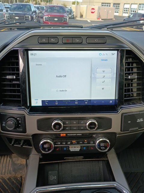 Used 2022 Gray Ford Lariat image 7