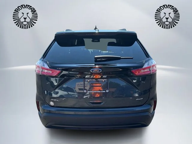Used 2024 Blue Metallic Ford SEL image 7