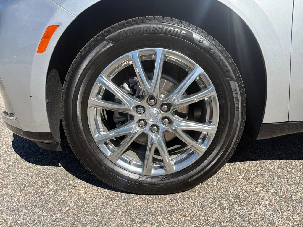 Certified Used 2022 Includes Pitch Dark Night lower exterior accent color.) Buick Essence image 27