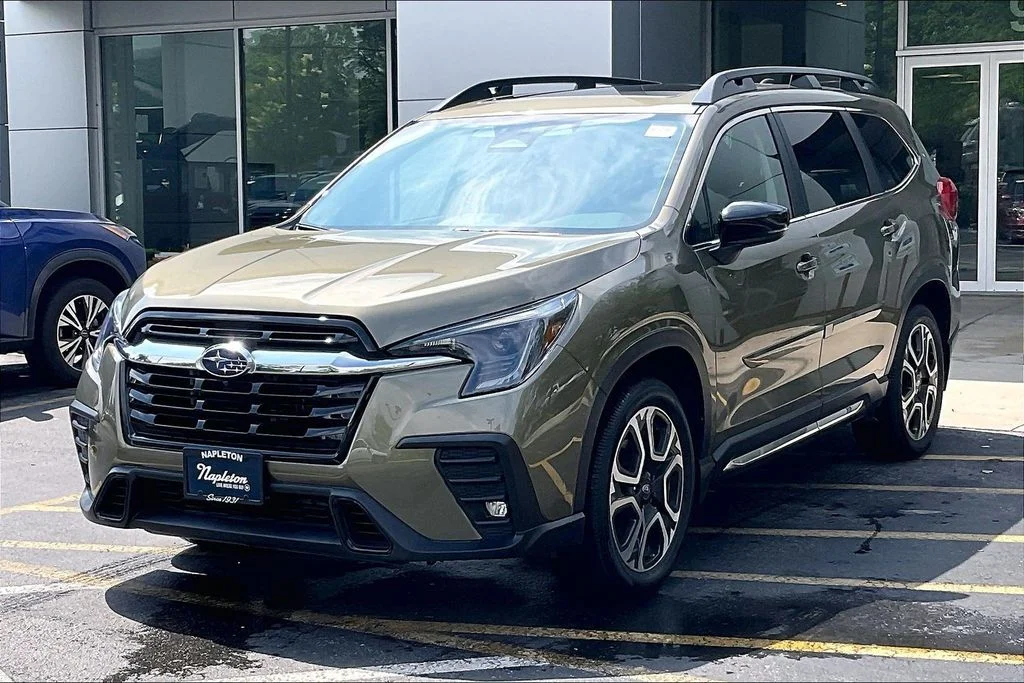 Used 2025 Brown Subaru Limited image 15