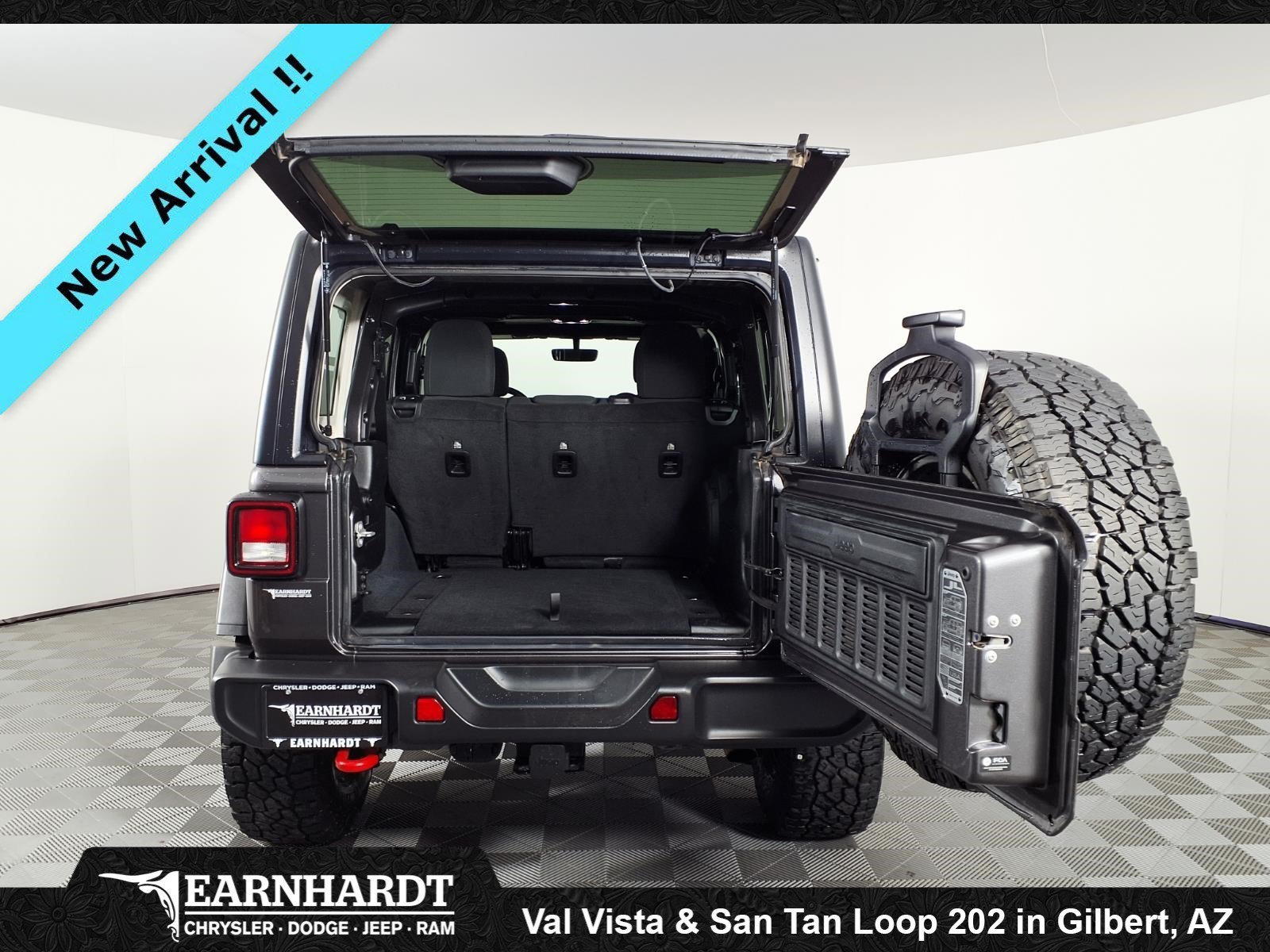 Certified Used 2022 Granite Crystal Metallic Clearcoat Jeep Unlimited Rubicon image 8