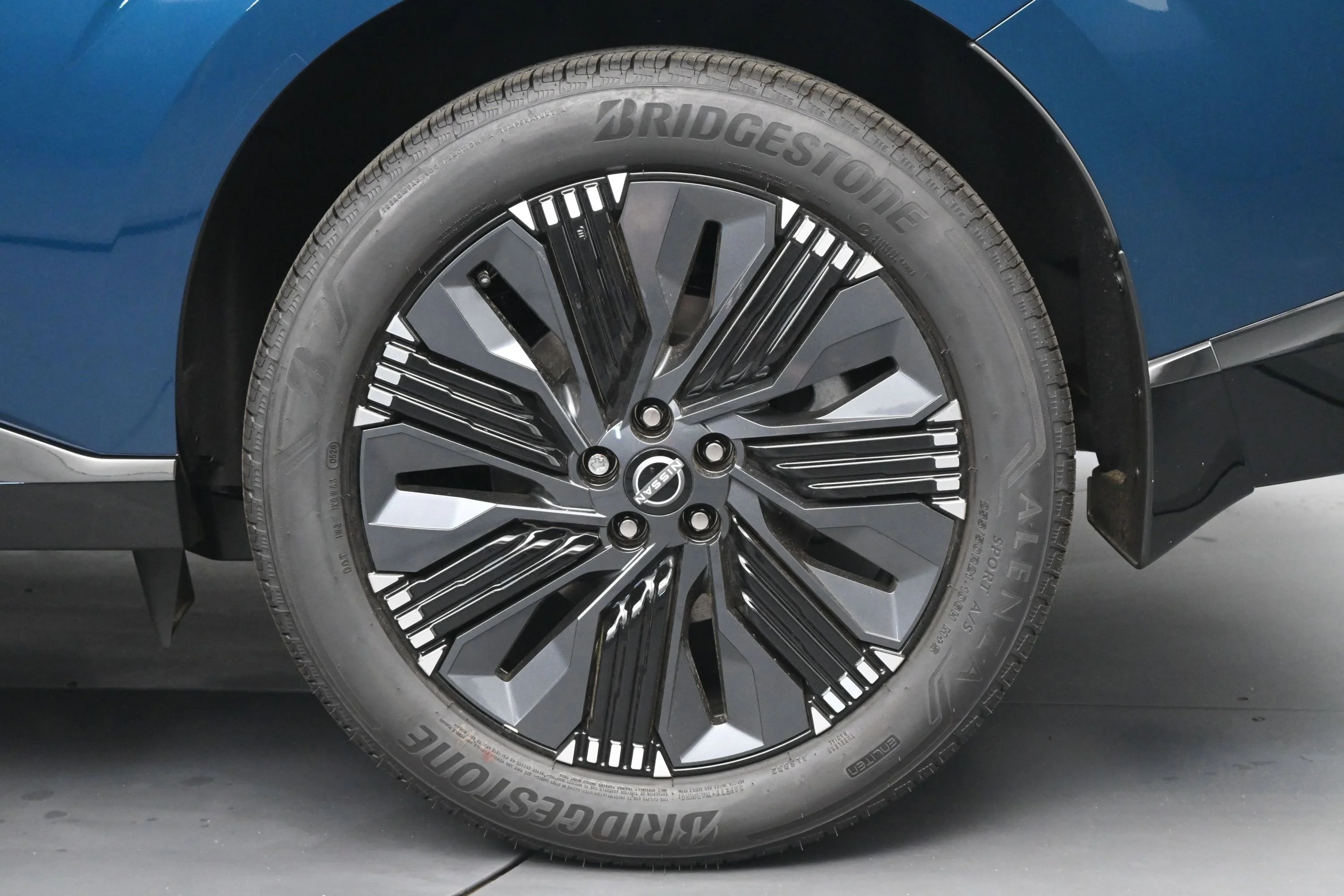 New 2026 Aurora Blue Pearl Metallic Nissan Platinum image 22