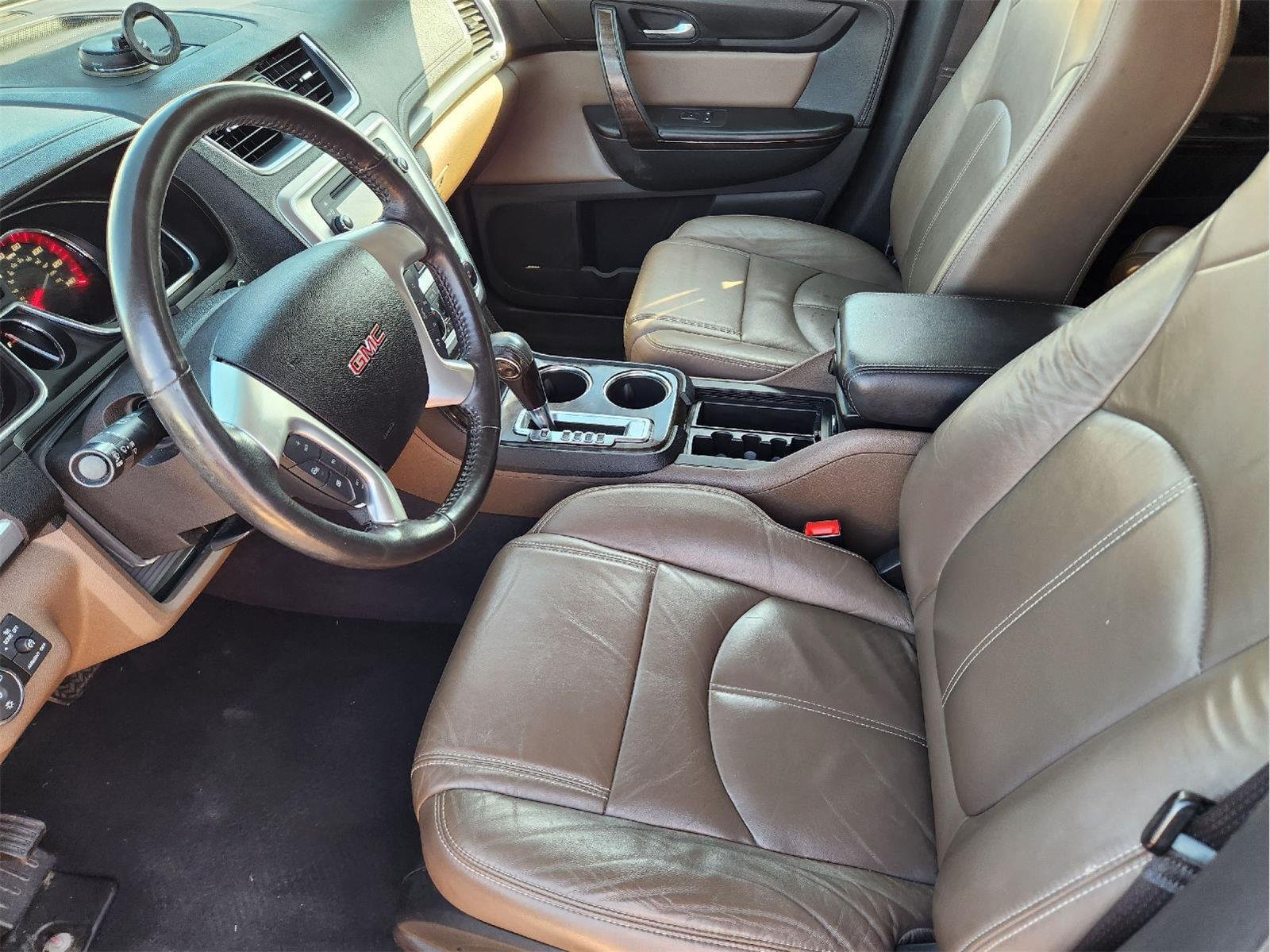 Used 2017 Crimson Red Tintcoat GMC Limited image 11