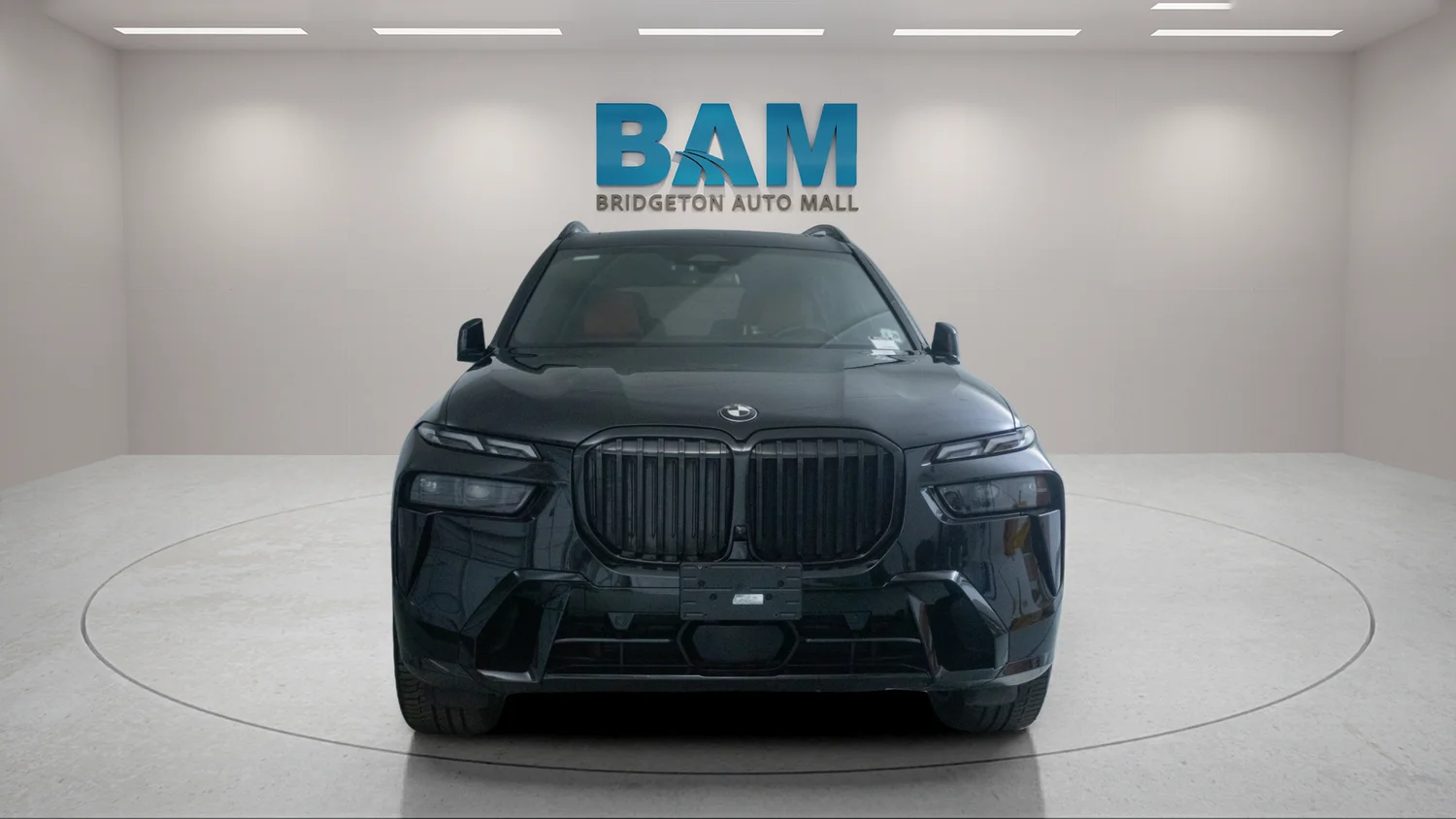 Used 2024 Black BMW xDrive40i image 2