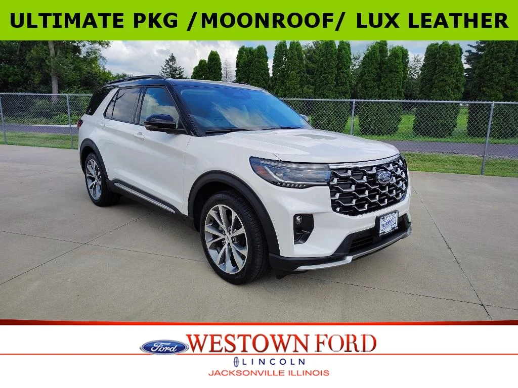 Used 2025 Star White Ford Platinum image 1