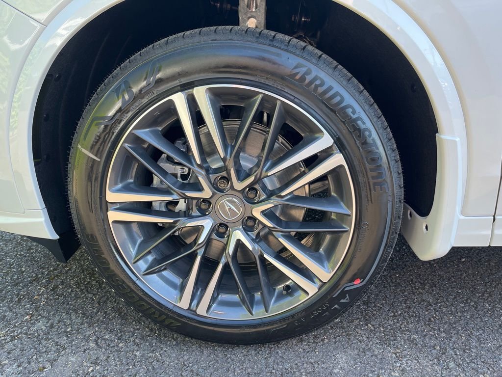 New 2026 Platinum White Pearl Acura Advance Package image 9