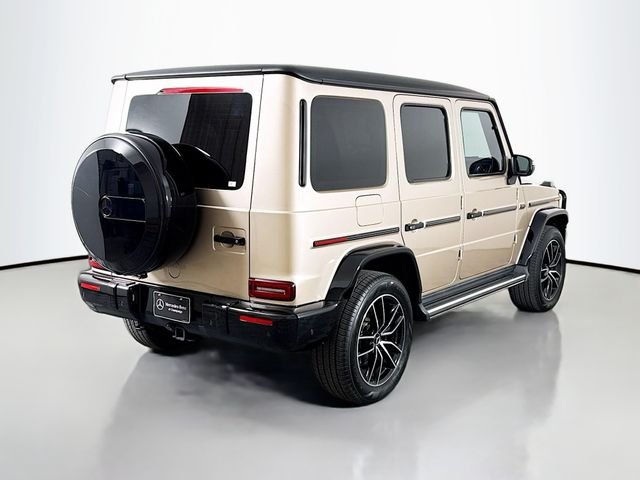 Used 2021 Silver Mercedes-Benz G 550 image 7