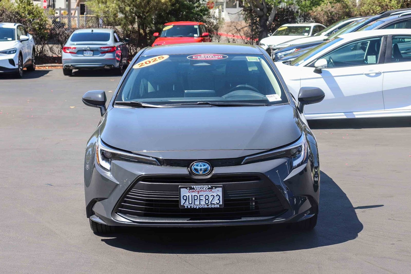 Used 2025 Underground Toyota LE image 2