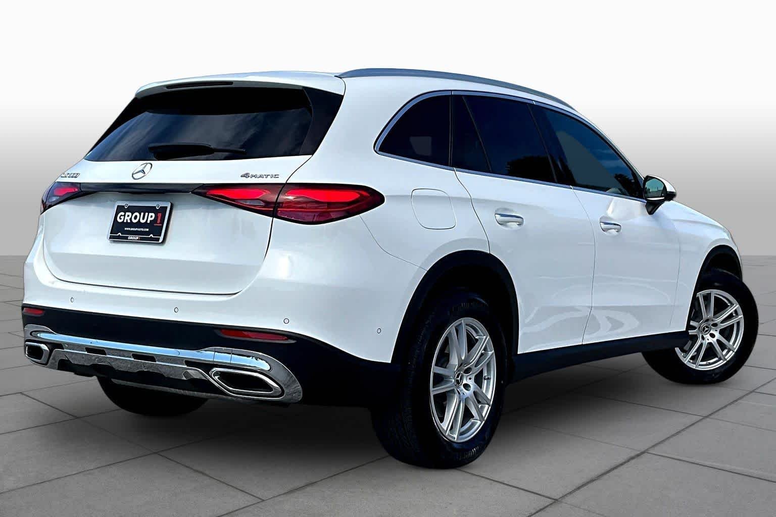 Used 2025 Polar White Mercedes-Benz GLC 300 image 13
