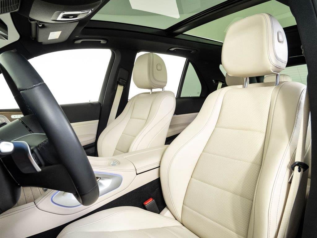 Certified Used 2025 Polar White Mercedes-Benz GLE 450e image 5