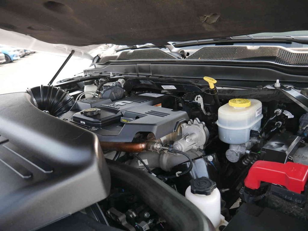 Used 2021 White Ram Tradesman image 17